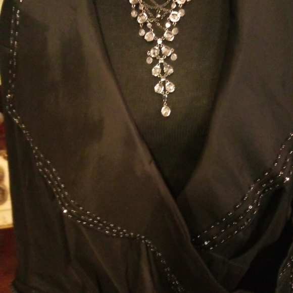 Black Cachet blouse - Picture 3 of 4